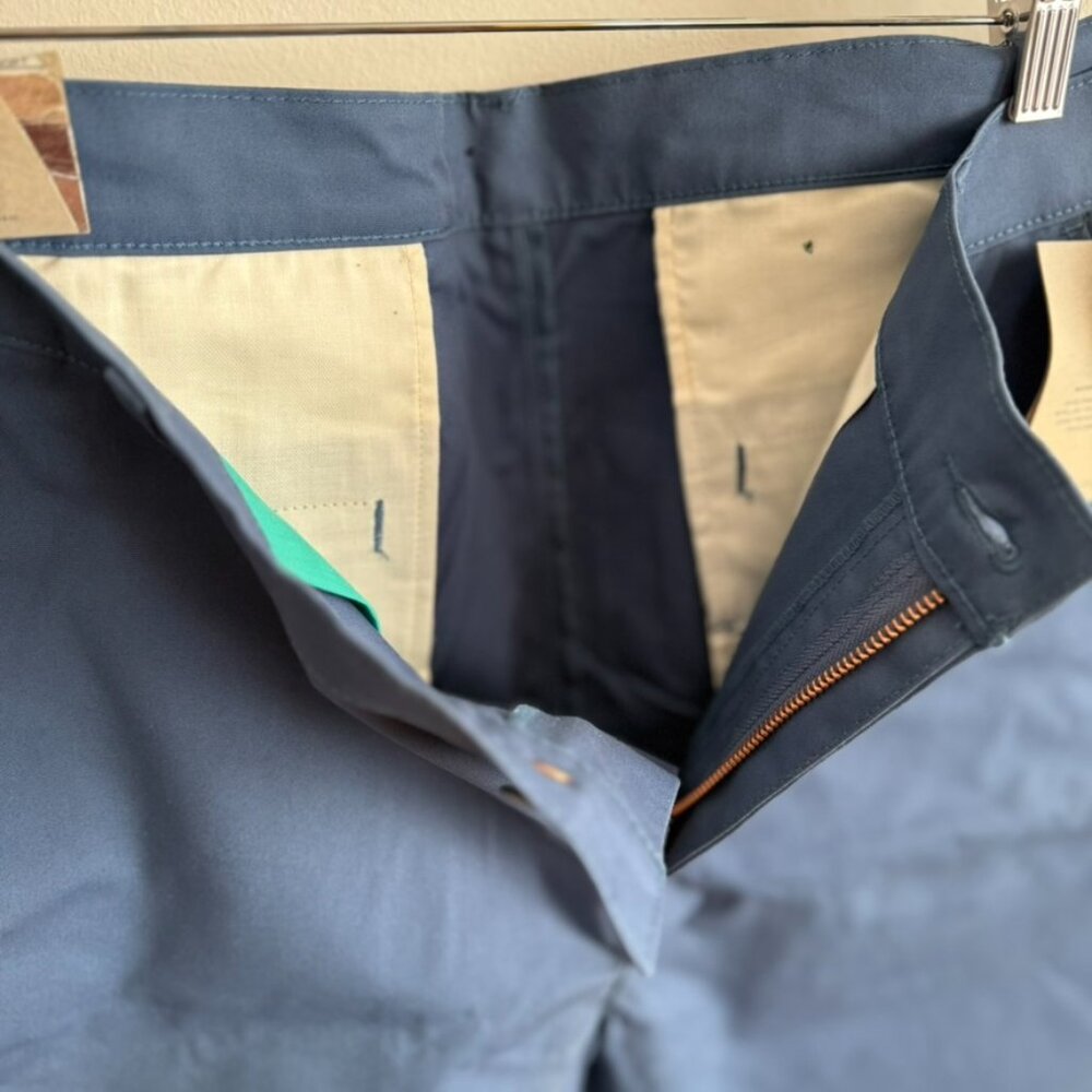 Levis 504 Trouser Short - Picture 9 of 12